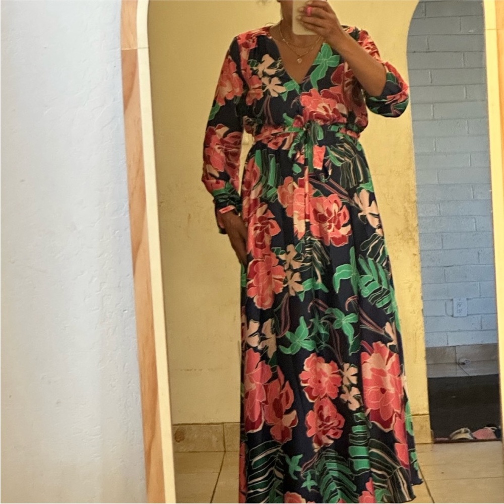 Aakaa Floral Dress NWOT